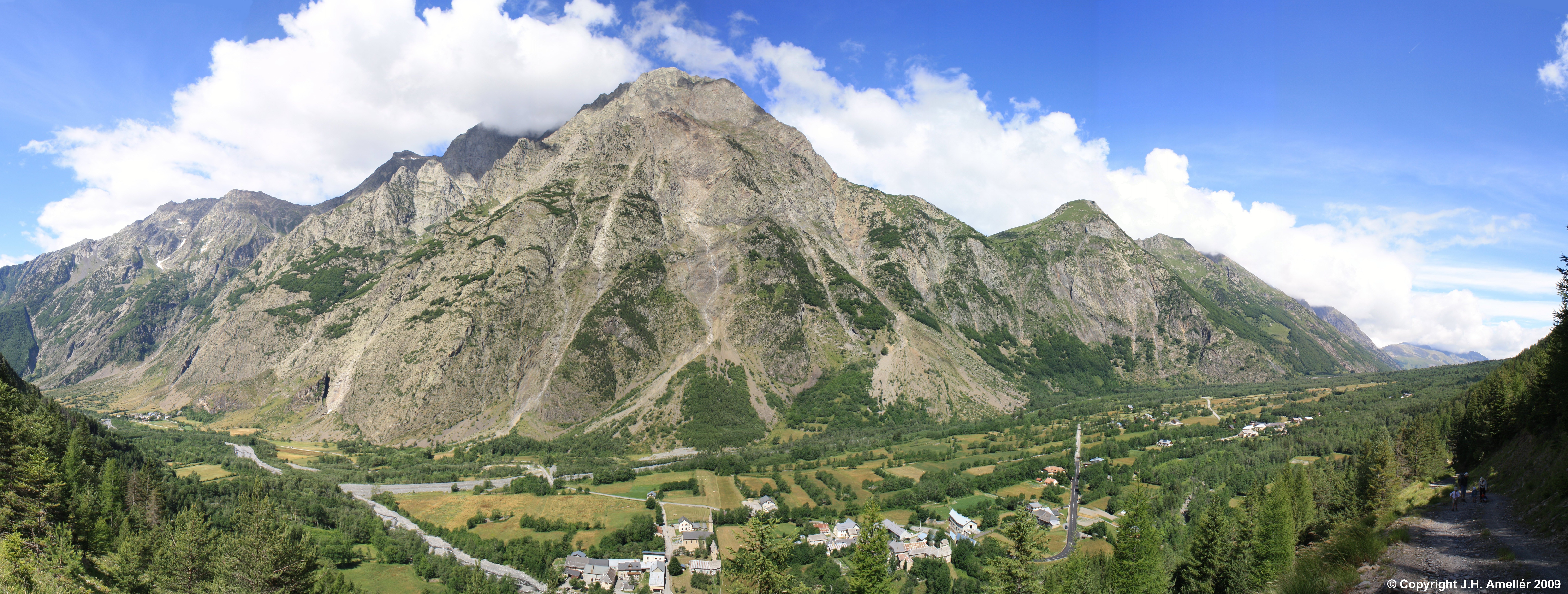 panorama_03_modif.jpg